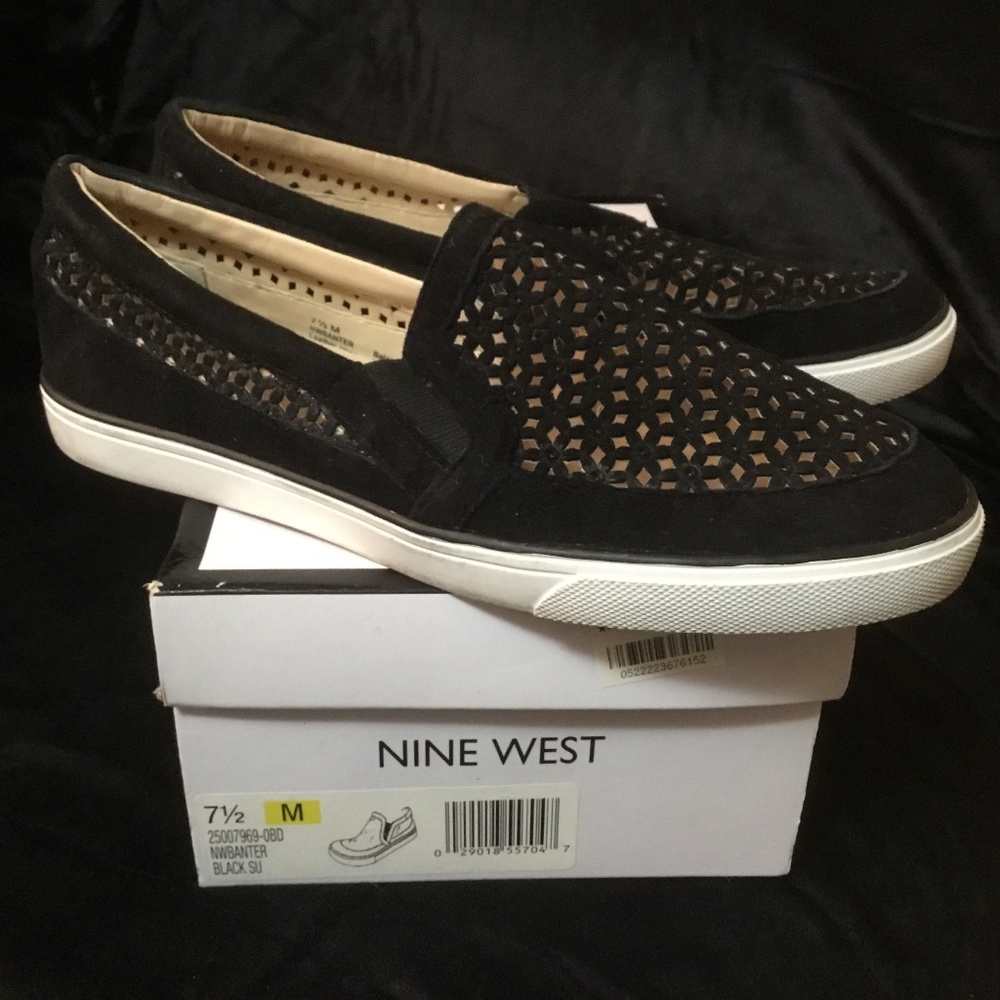 Nine West Black/White Slip On